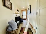 Lazy M Villa - Full Guest Bath off the hall of Living Area & Guest Bdrm